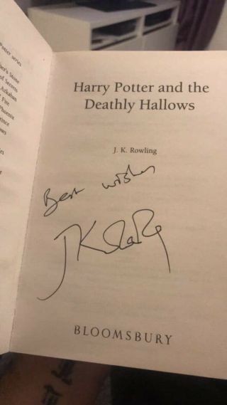 SIGNED J.  K.  Rowling Harry Potter & the Deathly Hallows First Edition Hardback UK, 2