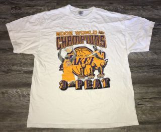 Vintage Los Angeles Lakers 2002 Nba Champions T Shirt Size Xl White 3 - Peat Kobe