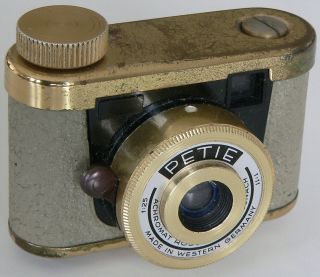 Petie Subminiature Camera.