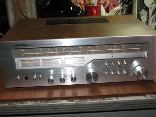 Rotel Rx - 404 Am/fm Stereo Receiver