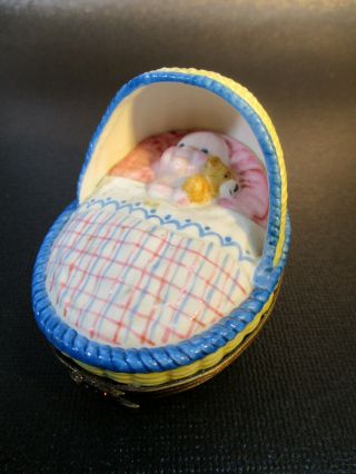 Limoges Peint Main Vintage Hinged Trinket Box Baby In Cradle