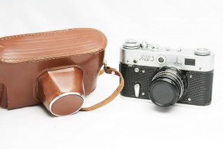 Fed 3 Rangefinder Camera With Industar 61 L/d M39 Lens And Case