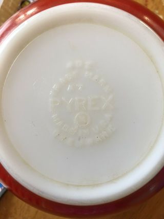 PYREX VINTAGE PRIMARY RED MIXING BOWL 402 1 - 1/2 QUART GORGEOUS A7 8