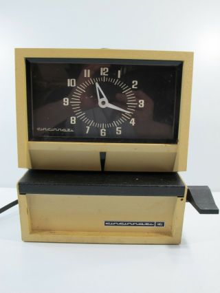 Vintage Cincinnati Time Card Recorder Machine with 2 Keys 3