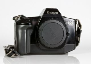 Canon Eos 650 Film Camera With A Battery