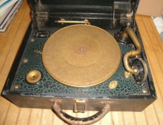 Vintage RCA Victrola Portable Phonograph Turntable Record Player 2