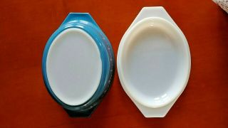 Snowflake Blue Garland 1.  5 qt Oval Casserole Dish White Lid 043 Vintage Pyrex 4