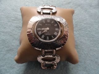 Made In France Vendome 7 Jewels Vintage Mechanical Wind Up Ladies Watch