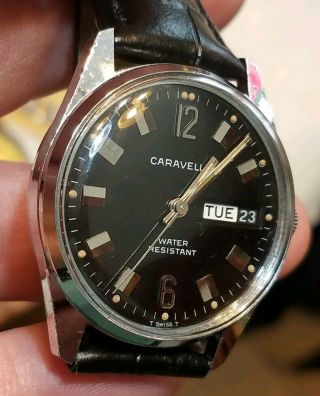 VINTAGE Swiss 1971 Caravelle Watch 17 Jewels 33.  2mm Keeps good time 5