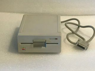Apple Vintage 5.  25 " External Floppy Drive Model: A9m0107