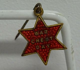 Vintage Enamel Star Hat Pin Badge War Chest Day
