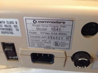 Vintage Commodore 1541 Single Floppy Disk Drive Box Cords 5