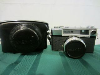 Yashica Minister D - 35mm Rangefinder Camera - 1960s