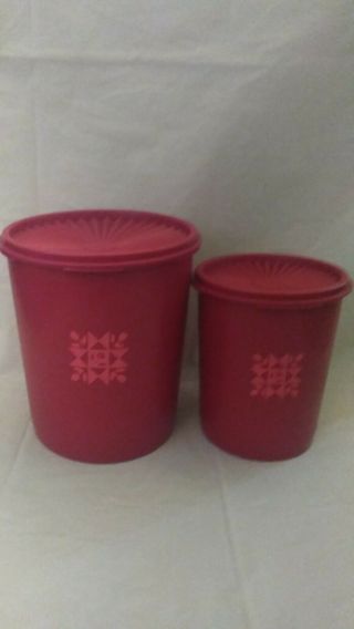 Vintage Tupperware Servalier Set Of 2 Red Quilted Tulip Nesting Canisters