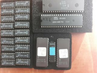 At&t Pc 6300 Chips,  8086 - 2,  Keyboard,  Rom 1.  21,  Pl 49 & 18x150ns Dram, .