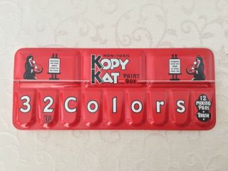 Vtg.  Kopy Kat Painted Red Tin Litho Box Paint Set Made In Usa 32 Color Paints