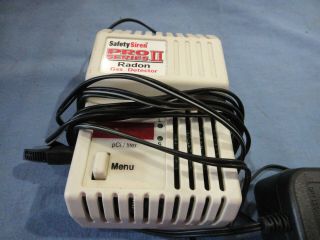 Safety Siren vintage Pro Series 2 Radon gas detector,  powers on 3