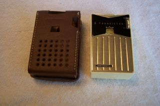 Vintage Continental 6 Transistor Radio W/ Leather Carrying Case
