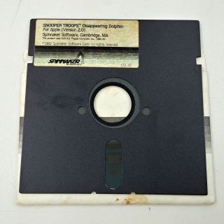 Snooper Troops Disappearing Dolphin Apple 2 Computer Floppy Disk 5.  25 
