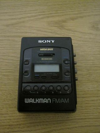 Vintage Sony Mega Bass Personal Cassette Stereo Walkman Player Am/fm