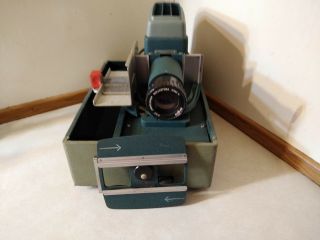 Vintage Argus 300 Automatic 35mm Slide Changer Projector -