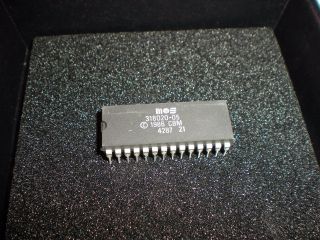 Mos 318020 - 05 Kernal Rom Chip Ic For Commodore 128