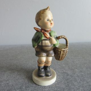 Goebel Hummel 513 “village Boy Basket " Figurine Germany Vintage