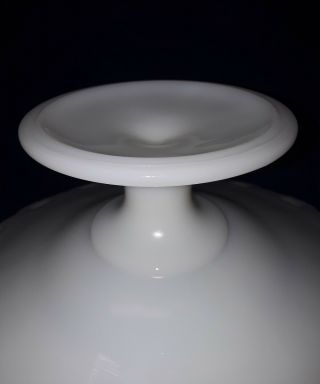 Vintage Large Milk Glass Pedestal Fruit Bowl/Cake Plate 8