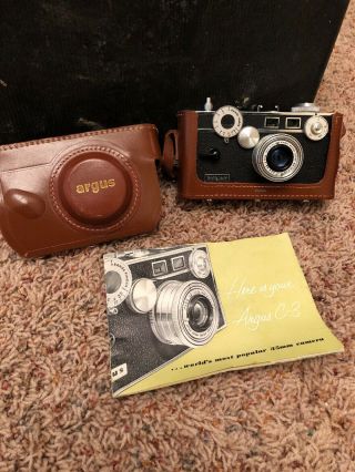 Argus C3 35mm Rangefinder The Brick Camera 50mm Cintar Lens W/leather Case Book