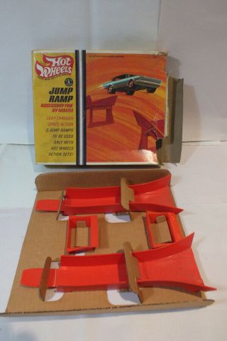 Vintage 1968 Mattel Redline Hot Wheels Track Red Jump Ramp