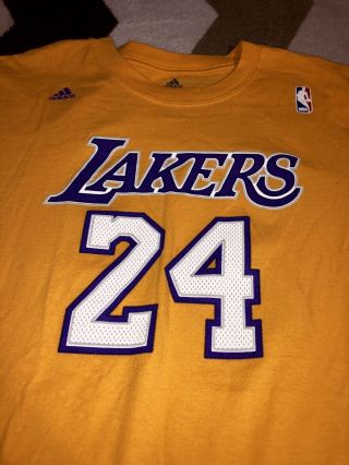 Vintage Los Angeles Lakers Adidas Kobe Bryant 24 T - shirt Mens Sz XL 2