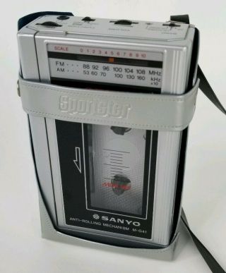 Vintage Sanyo M - G41 Fm Am Cassette Player Walkman Metal Sportster Case Cond