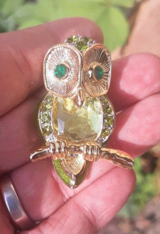 Exceptional Vintage Rhinestone Jelly Belly Owl Brooch Peridot Green
