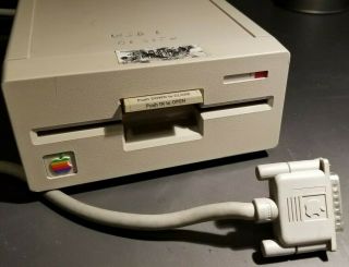 Apple A9m0107 5.  25 " External Floppy Disk Drive Vintage