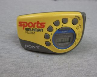 Vintage Sony Sports Yellow Walkman Fm Am Radio Armband Srf - M78