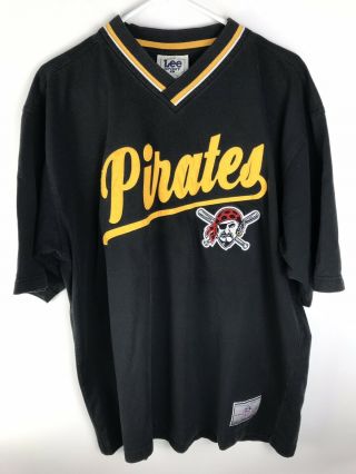 Vintage Pittsburgh Pirates T - Shirt Sz.  Xl