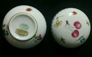 Vintage Richard Ginori Florence Italy Porcelain Trinket Box Round