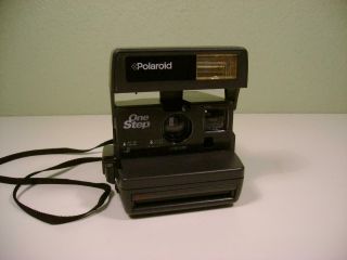 Polaroid 600 One Step Instant Film Camera With Strap.