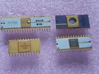 Vintage Chips Ics White And Purple Ceramic Gold