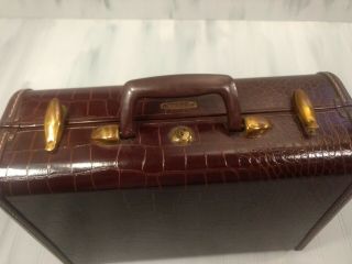 Vintage Samsonite Shwayder Alligator Train Cosmetic Case Small Carry On Suitcase