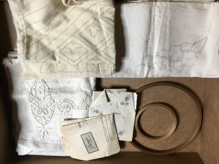 2 Vintage Duchess Round Wood 8 " & 4 " Embroidery Hoop Felt Cushion Usa