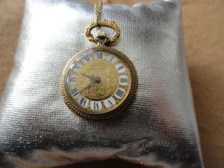Vintage Swiss Made Baylor Mechanical Wind Up Necklace Pendant Watch