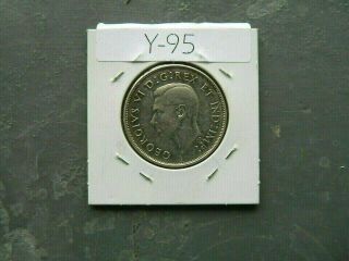 Vintage Canada 50 Cent Silver 1947 Maple Leaf Short 7 Value 110.  00 Y95