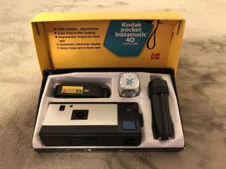 Vintage Kodak Pocket Instamatic 40 Camera Outfit Box and Accessories 6