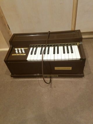 Vintage Magnus Electric Chord Organ Model 309 Made In Us,  Well,  Songbook