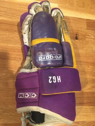 Vintage CCM LA Kings Hockey Pants and Gloves - Straight from the team 3