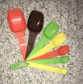 7 Pc Retro Vtg Tupperware Measuring Spoon Set,  D - Ring Assorted Harvest Colors