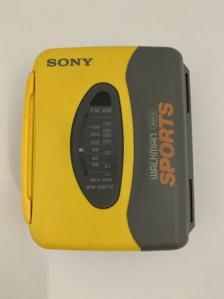 Vintage Sony Walkman Sport Wm - Sxf10 Portable Cassette Player Am Fm