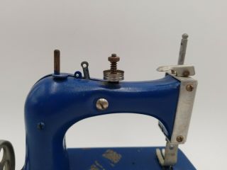 Vintage Junior Miss Sewing Machine Metal Hand Crank Toy Artcraft Metal Products 7