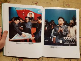 People ' s leader DPRK photo album book Korea communism Juche propaganda 2